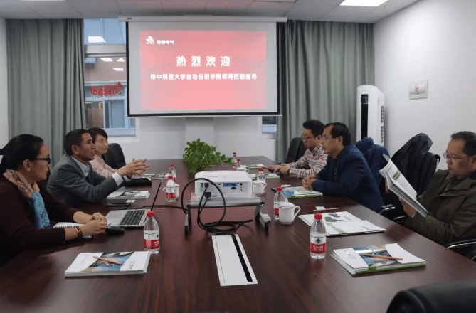 熱烈歡迎,華中科技大學(xué)自動(dòng)化學(xué)院領(lǐng)導(dǎo)蒞臨置恒電氣指導(dǎo)!